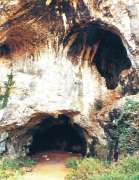 Grotta_Santa_Croce_Bisceglie_Fonte Wikipedia.jpg